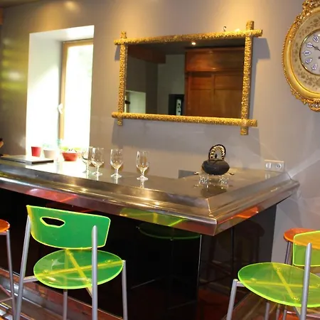 Domaine D'exception, Maison D'artiste Villa
